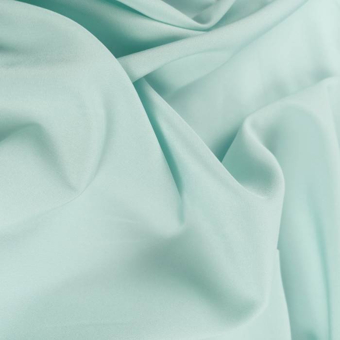 TELA-ANTIFLUIDO-LICRADO-COLOR-VERDE-MENTA-AL-007