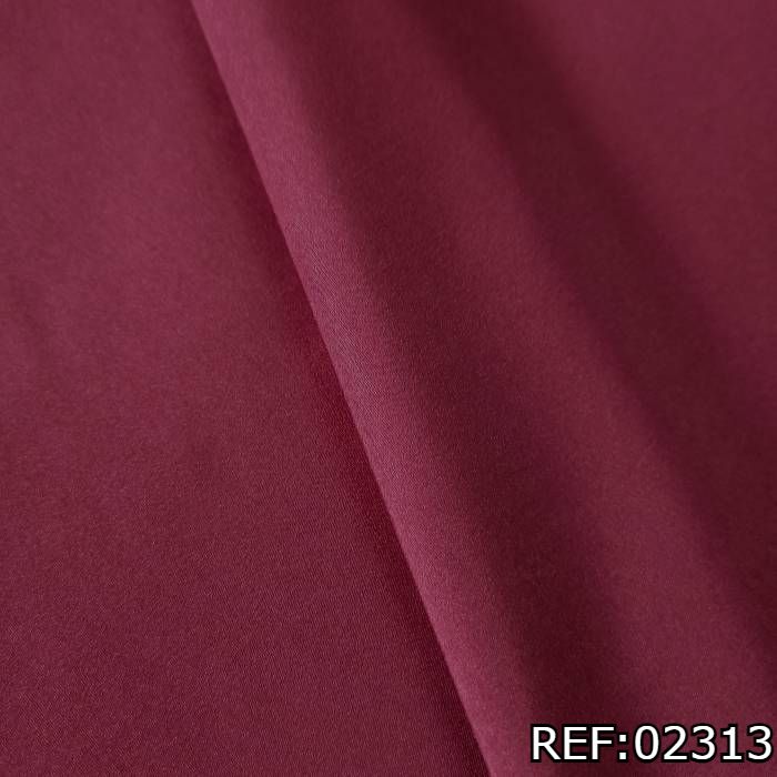 TELA-ANTIFLUIDO-PESADO-COLOR-VINOTINTO-02313