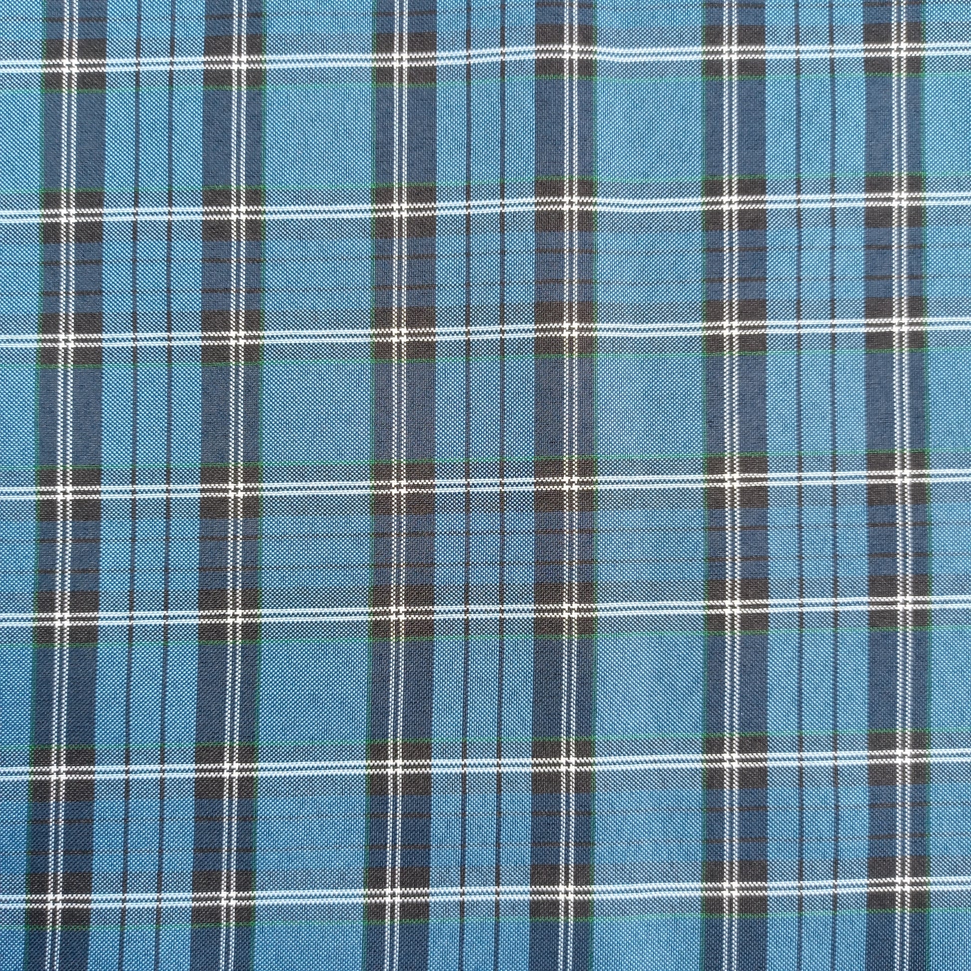 TELA-COLEGIAL-ESCOSESA-PASTRANA-NEGRO